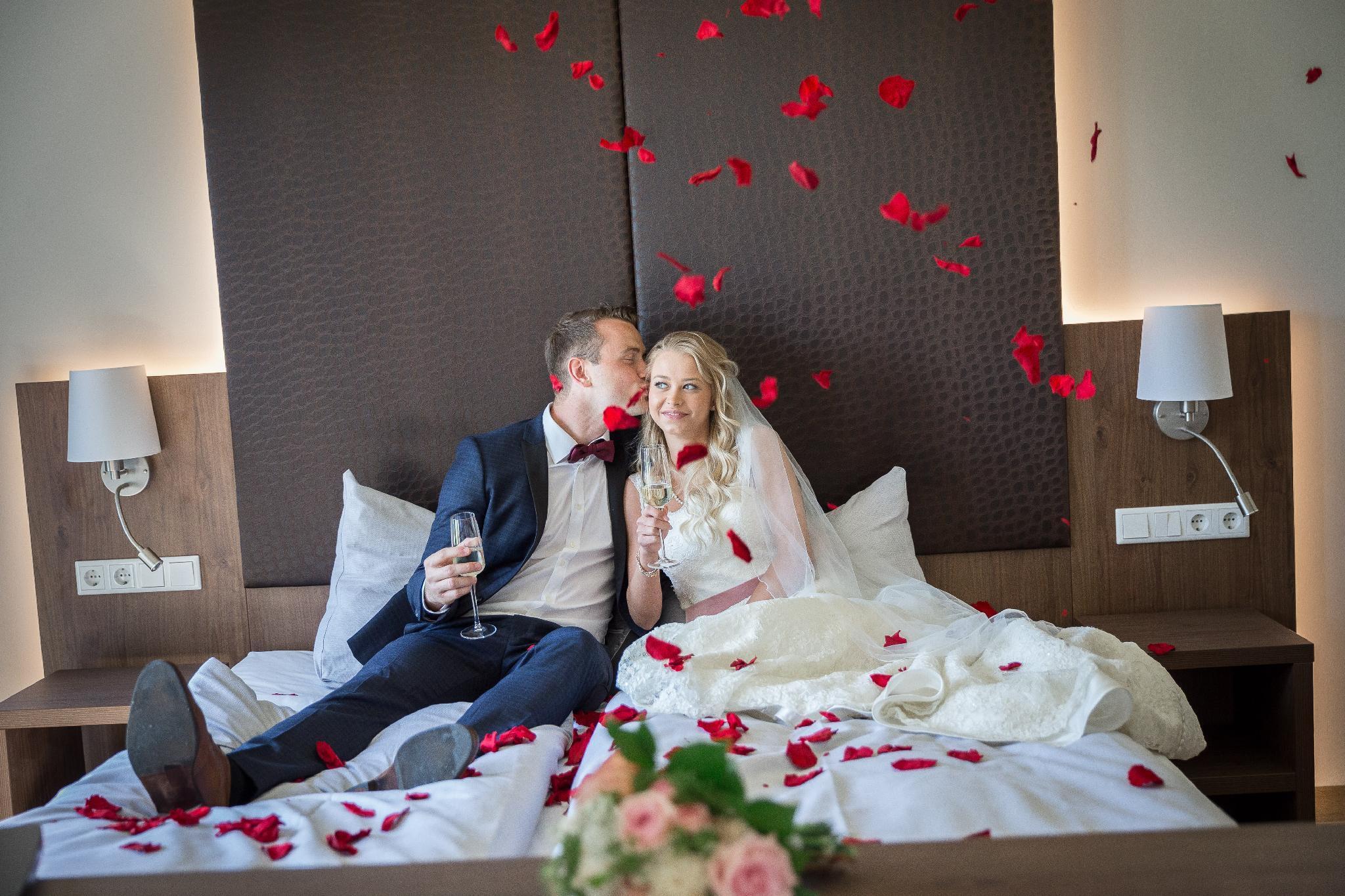 Friendly Cityhotel Oktopus Siegburg Bagian luar foto
