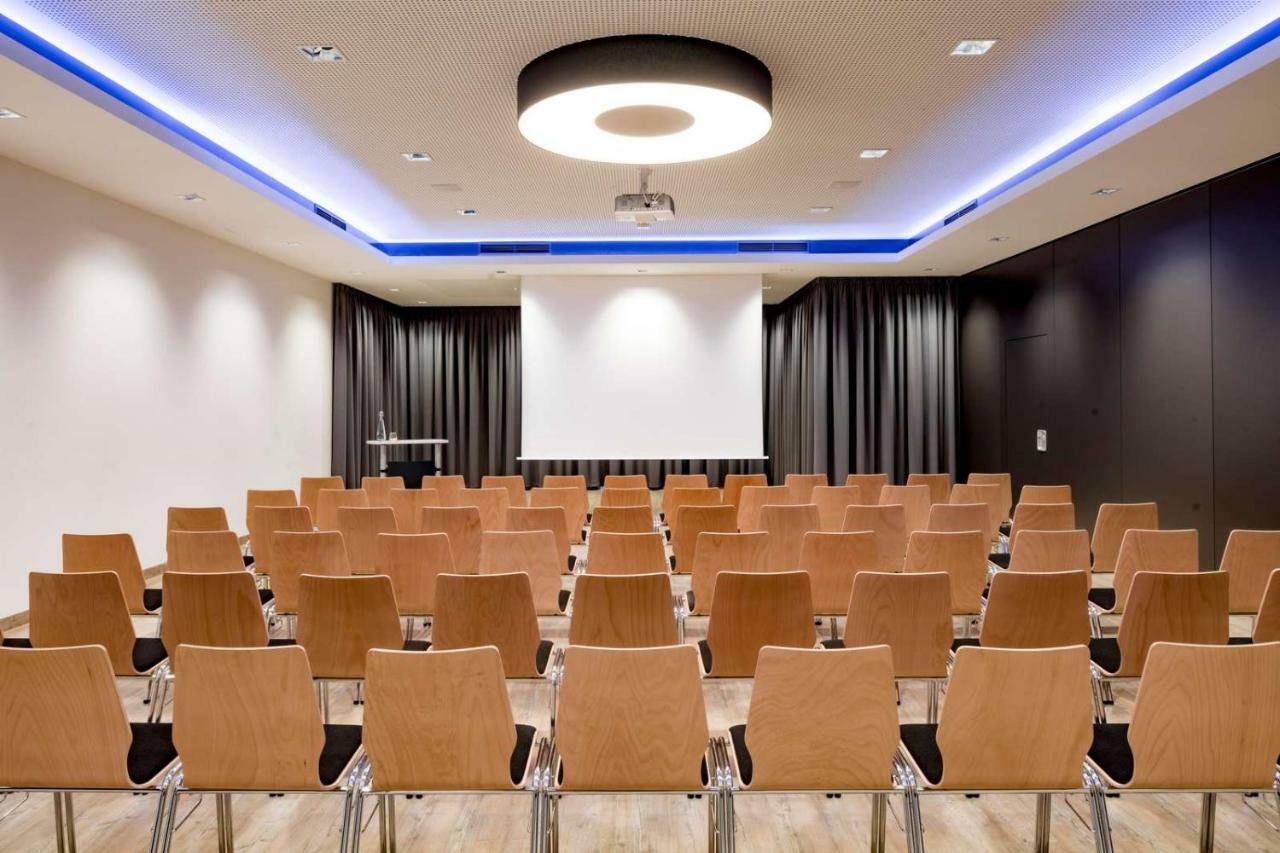 Friendly Cityhotel Oktopus Siegburg Bagian luar foto